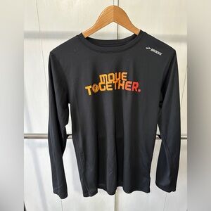Brooks long sleeve shirt. Twin Cities In Motion.